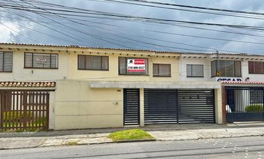CASA EN VENTA, BARRIO LAS VILLAS