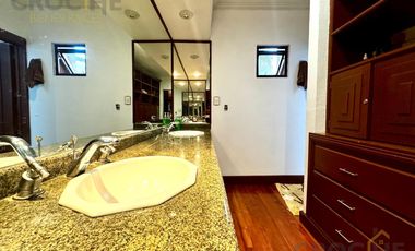 Residencia en fraccionamiento Lomas del Tejar Xalapa, Veracruz