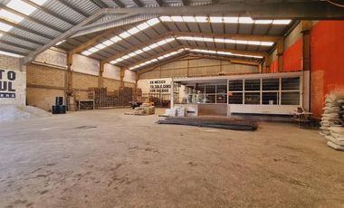 VENTA DE BODEGA SOBRE PASEO TOLLOCAN EN SANTA JUANITA TOLUCA
