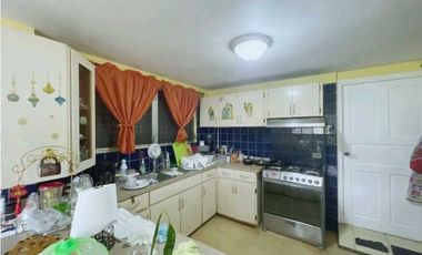 Venta de Casa Unifamiliar dos niveles en Betania.Cod-J257