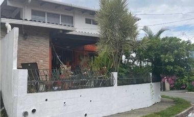 Venta de Casa Unifamiliar dos niveles en Betania.Cod-J257