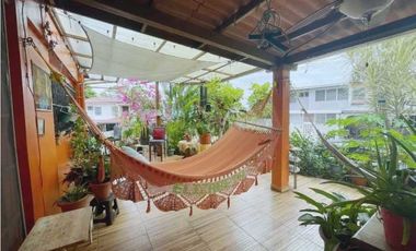 Venta de Casa Unifamiliar dos niveles en Betania.Cod-J257