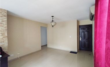 Casa en alquiler en La Chorrera (DR)
