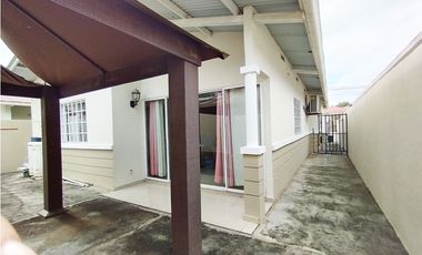 Casa en alquiler en La Chorrera (DR)