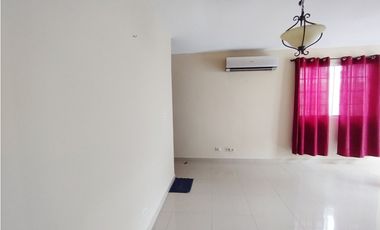 Casa en alquiler en La Chorrera (DR)