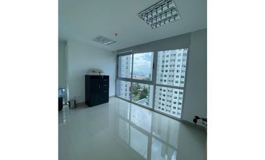 Venta de Oficina en Avenida Balboa, PH Colores de Bella Vista