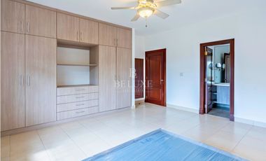 EN VENTA CASA EN RESIDENCIAL COSTA DE LAS PERLAS, COSTA DEL ESTE (2)