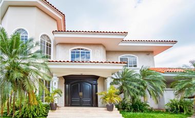 EN VENTA CASA EN RESIDENCIAL COSTA DE LAS PERLAS, COSTA DEL ESTE (2)