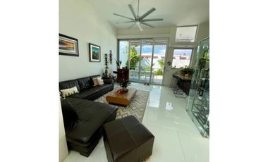 ALQUILO CASA LINEA BLANCA EN ALTOS DEL GOLF