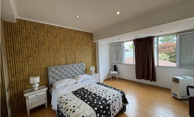 VENTA CASA 4 AMBIENTES CON PISCINA BARRIO LOS PINARES