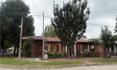 Casa + Departamento en Venta