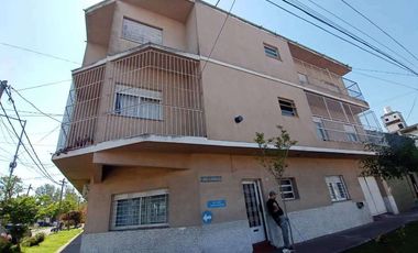 Departamento en venta en Remedios de Escalada Este