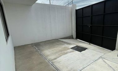RENTA DE HERMOSA CASA