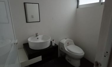 RENTA DE EDIFICIO (Completo o por pieza)