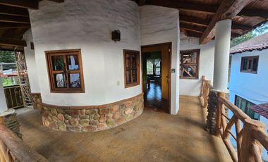 Hermoso conjunto de 2 cabañas duples y una cabaña amplia de 2 plantas en zona centrica de mazamitla jalisco