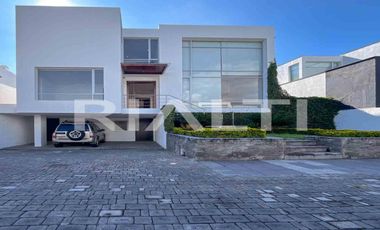 Casa en sector de La Viña, 3 habitaciones completas