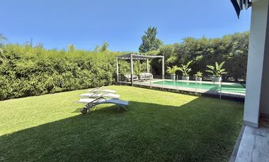 Casa en Los Castores