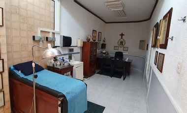 NUEVA SANTA MARIA, CLINICA EQUIPADA EN VENTA O RENTA, PERMISOS DE FUNCIONAMIENTO