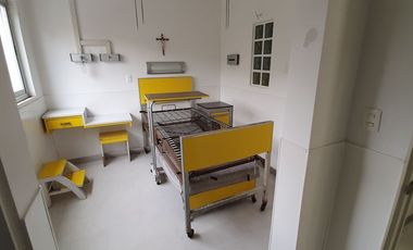 NUEVA SANTA MARIA, CLINICA EQUIPADA EN VENTA O RENTA, PERMISOS DE FUNCIONAMIENTO