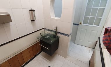 NUEVA SANTA MARIA, CLINICA EQUIPADA EN VENTA O RENTA, PERMISOS DE FUNCIONAMIENTO