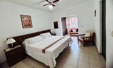 Casa a 1 cuadra del malecon