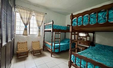 Casa a 1 cuadra del malecon