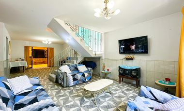 VENTA DE CASA DE TRES PISOS EN VENTANILLA ALTA