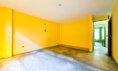 VENTA DE CASA DE TRES PISOS EN VENTANILLA ALTA
