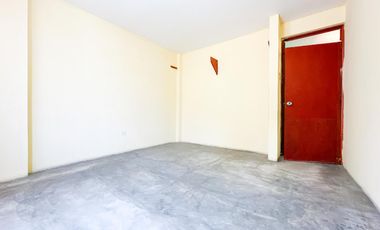 VENTA DE CASA DE TRES PISOS EN VENTANILLA ALTA