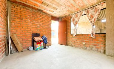 VENTA DE CASA DE TRES PISOS EN VENTANILLA ALTA