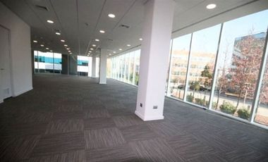 Oficina en Arriendo en Av. Del Valle // Av. Del Parque