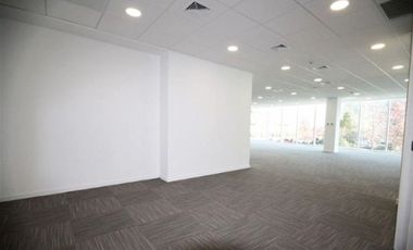 Oficina en Arriendo en Av. Del Valle // Av. Del Parque