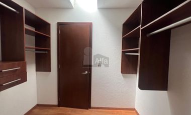 Casa en condominio en venta en Santa María, San Mateo Atenco, México