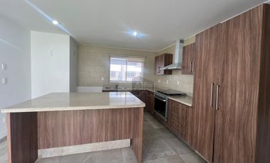 Casa en condominio en venta en Santa María, San Mateo Atenco, México