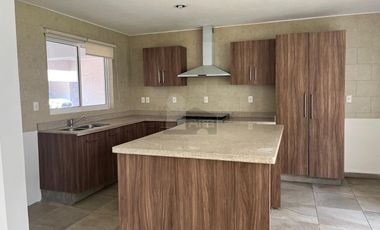 Casa en condominio en venta en Santa María, San Mateo Atenco, México
