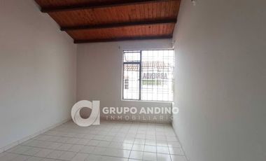 ARRIENDO de CASA RESIDENCIAL en GIRON