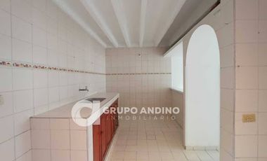 ARRIENDO de CASA RESIDENCIAL en GIRON