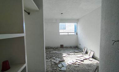 Edificio de departamentos en Venta para Remodelar! ATENCION INVERSIONISTAS!