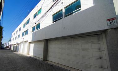 Edificio de departamentos en Venta para Remodelar! ATENCION INVERSIONISTAS!
