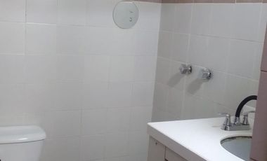 Casa con uso de suelo en Venta en Aeronautica Militar, Venustiano Carranza, CDMX