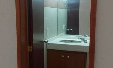 Casa con uso de suelo en Venta en Aeronautica Militar, Venustiano Carranza, CDMX