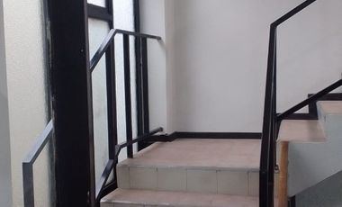 Casa con uso de suelo en Venta en Aeronautica Militar, Venustiano Carranza, CDMX