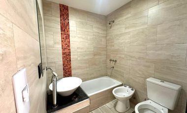 Departamento de dos ambientes en venta - Villa Lugano - con patio y parrilla