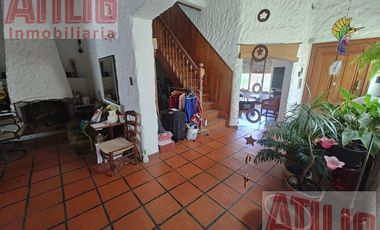 Casa Nuñez Lomas 2plantas 4dorms escritorio garage 2 terrazas digna de verse!