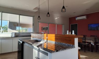 Casa en  venta en barrio privado Costa Verde