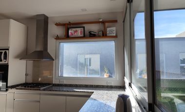 Casa en  venta en barrio privado Costa Verde