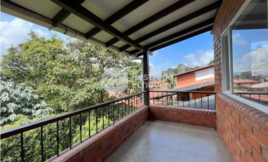 Casa en conjunto amoblada en arriendo, La Alhambra, Manizales