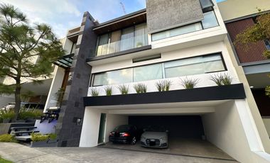 Residencia en Venta Colinas Virreyes Puerta Las Lomas, Zona Andares.