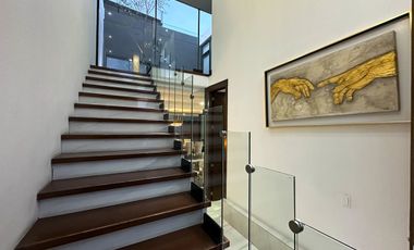 Residencia en Venta Colinas Virreyes Puerta Las Lomas, Zona Andares.