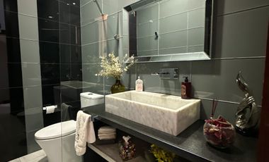 Residencia en Venta Colinas Virreyes Puerta Las Lomas, Zona Andares.